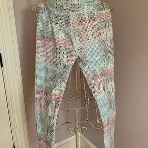 Fabletics leggings in excellent condition